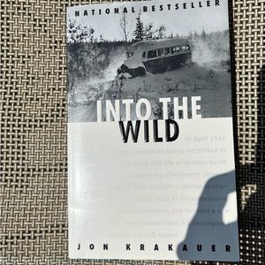 Into the Wild paperback GUC
